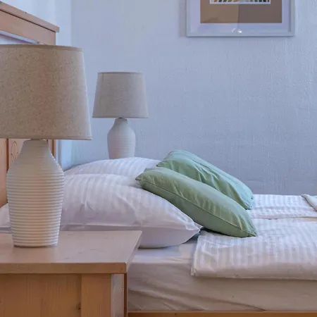 Holiday home 4 Bedroom Cozy In