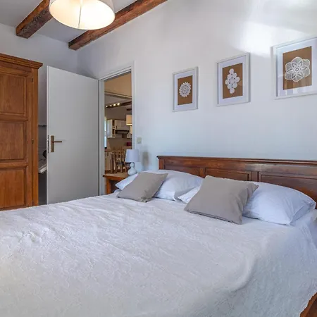 4 Bedroom Cozy In Semesterbostad