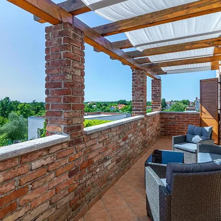 4 Bedroom Cozy In * Cabrunici