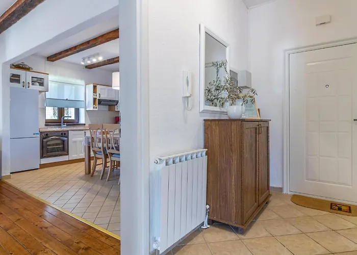 度假居 4 Bedroom Cozy In *