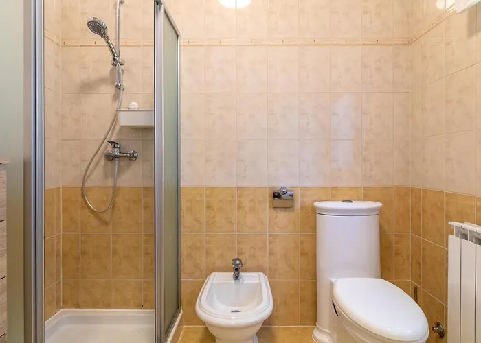 度假居 4 Bedroom Cozy In Cabrunici